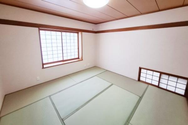 富田林市小金台４丁目の中古一戸建て