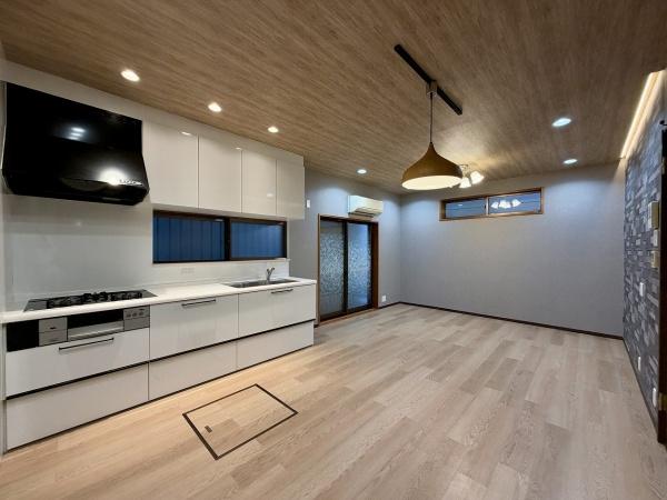 松原市東新町4丁目　中古戸建