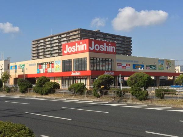 ファミールハイツなかもず(ジョーシン堺中央環状店)