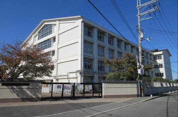 羽曳野市恵我之荘３丁目の土地(羽曳野市立高鷲北小学校)