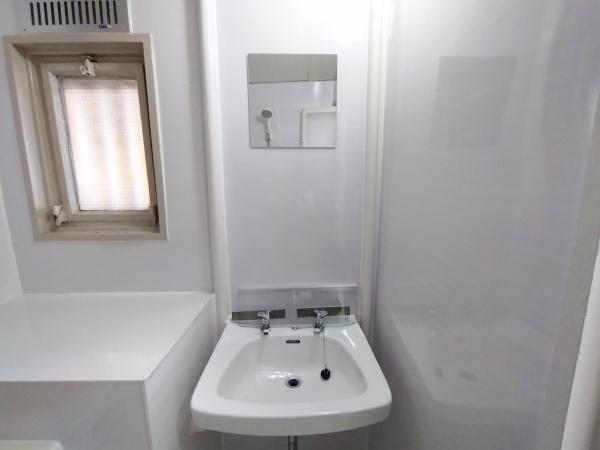 山洋コーポ