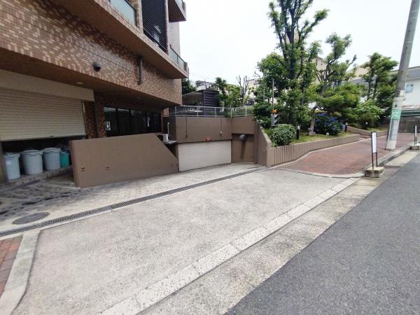 ノバオリンピアードタワー