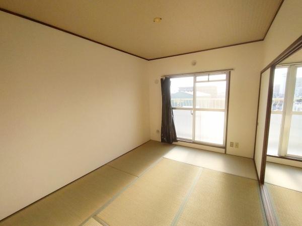 エメラルドマンション南津守A棟