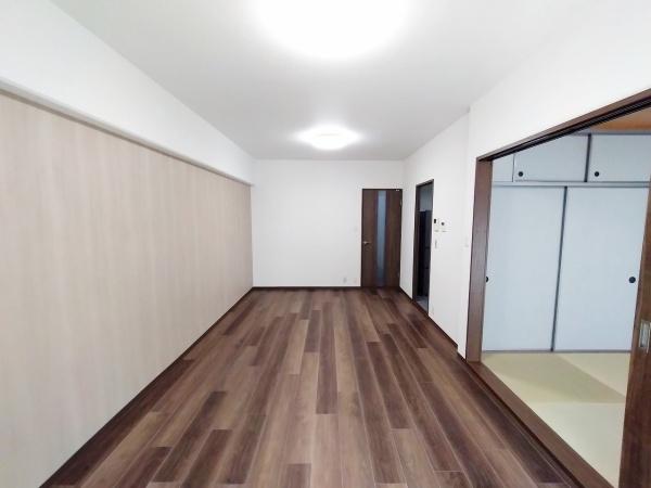 南港フローラルハイツ22号棟