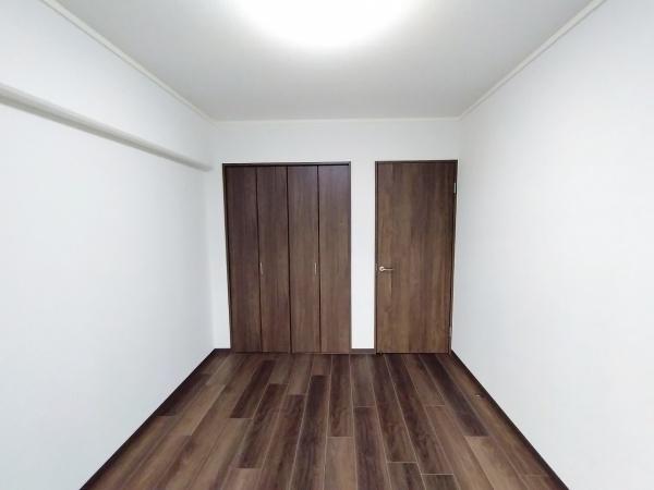 南港フローラルハイツ22号棟