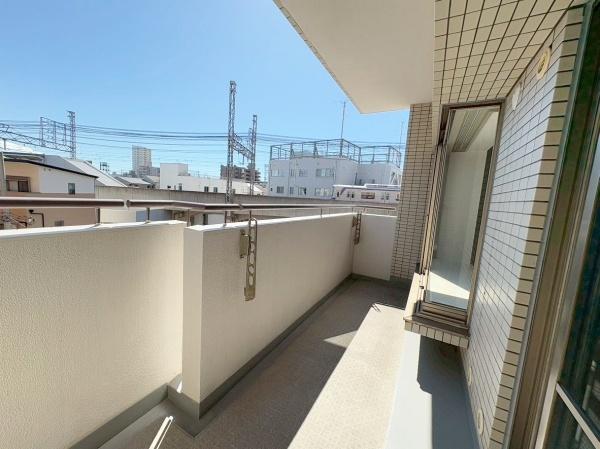 岸里東パーク・ホームズ