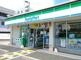 ファミール・パーク鶴見(ファミリーマート放出東店)