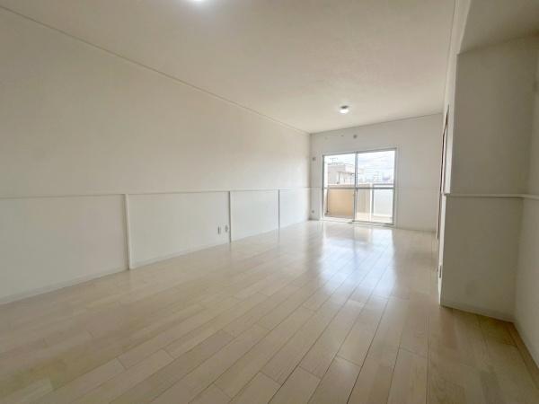 流町ビューハイツ(リビング)