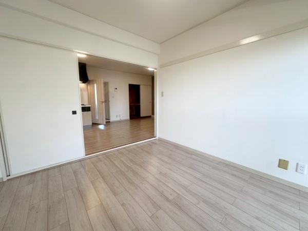 近鉄南港ガーデンハイツ24号棟(洋室)