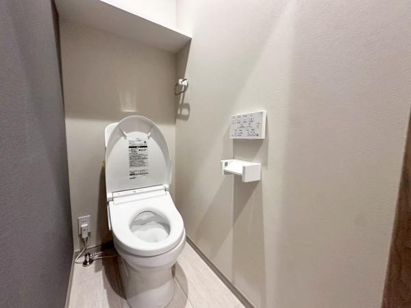 大阪市住吉区庭井1丁目 新築戸建(トイレ)