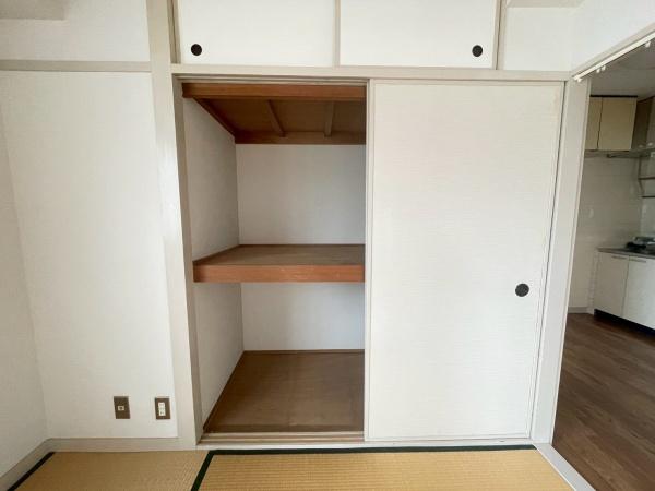 山洋コーポ