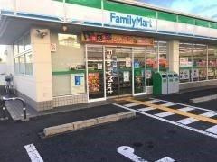 グレーシィ金剛アルティプラザ(ファミリーマート狭山今熊店)