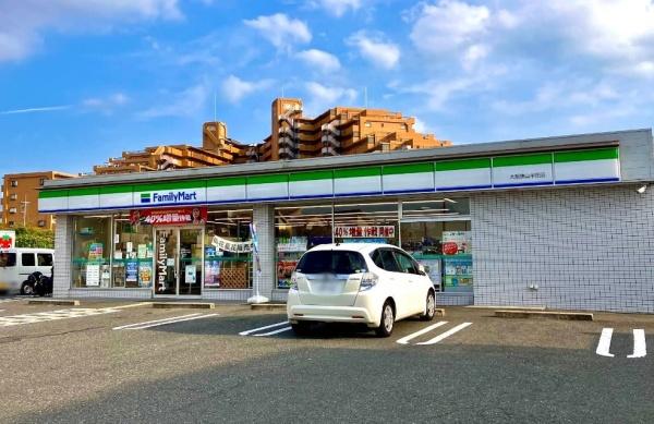 グレーシィ金剛アルティプラザ(ファミリーマート大阪狭山半田店)