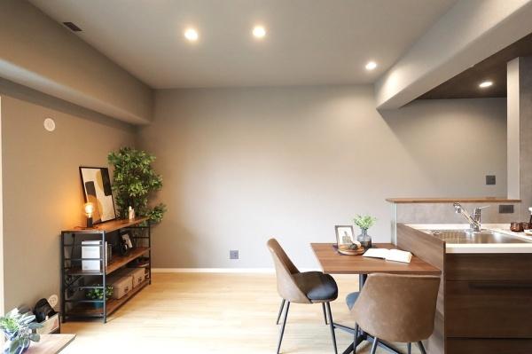 メロディーハイム清水谷(リビング)