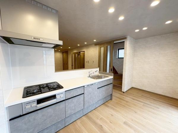 大阪市住之江区西加賀屋3丁目　中古戸建