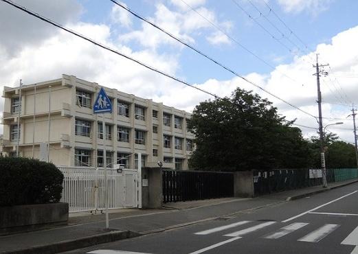 羽曳野市はびきの４丁目の中古一戸建て(羽曳野市立埴生南小学校)