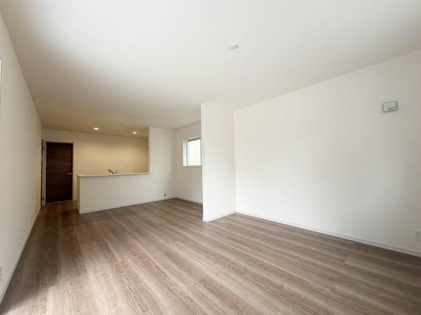 大阪市東住吉区住道矢田4丁目　2号棟　新築戸建