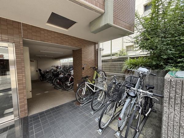 ユニ・アルス真田山南