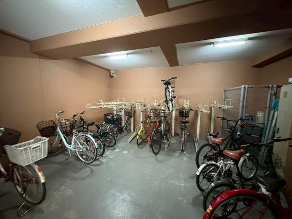 パインコート松屋町