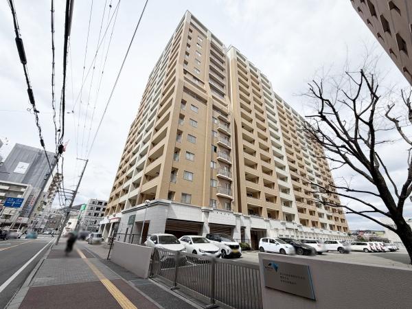 ディークラディア川西