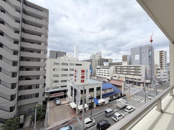 ディークラディア川西