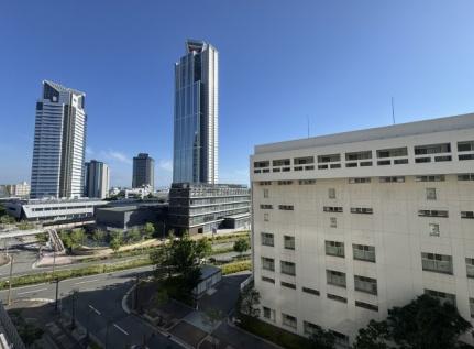 ベイサイドシティコスモスクエア駅前