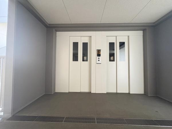 ベイサイドシティコスモスクエア駅前