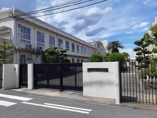 泉北郡忠岡町高月北２丁目の中古一戸建て(忠岡町立忠岡中学校)