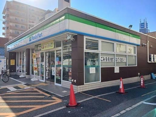 高石市綾園１丁目の中古一戸建て(ファミリーマート高石駅前店)