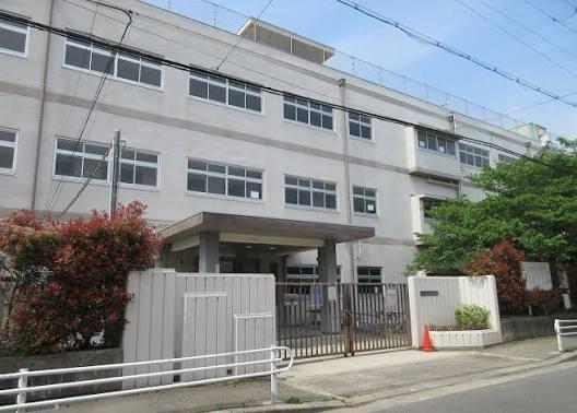 高石市綾園１丁目の中古一戸建て(高石市立清高小学校)