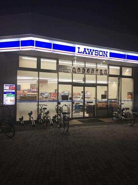 ロマネスク天神ノ森(ローソン岸里駅前店)