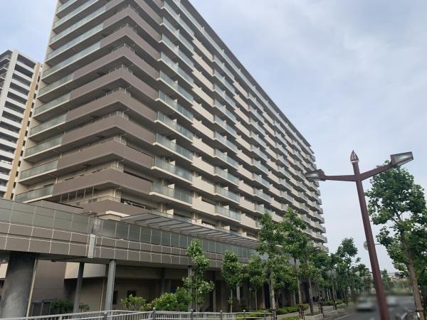 ベイサイドシティコスモスクエア駅前