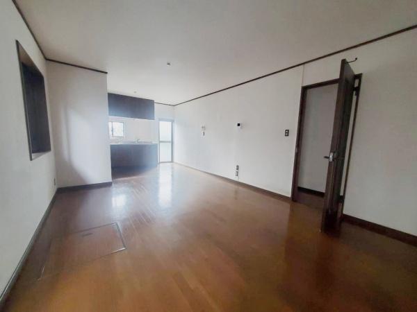 和泉市山荘町２丁目の中古一戸建て