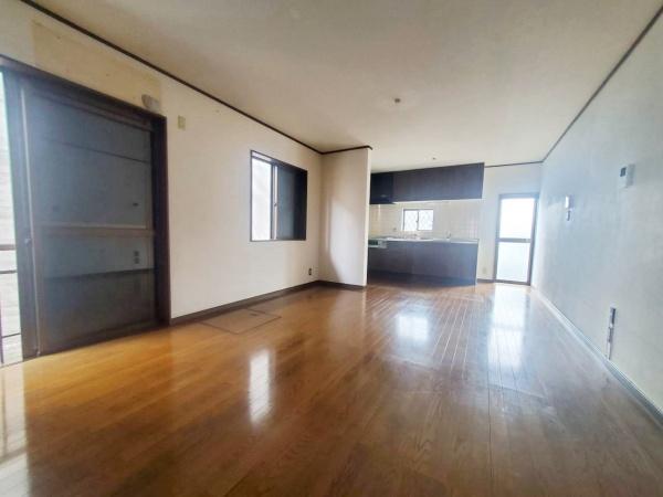和泉市山荘町２丁目の中古一戸建て
