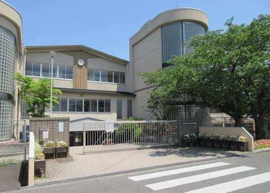 岸和田市神須屋町３丁目の中古一戸建て(岸和田市立土生中学校)