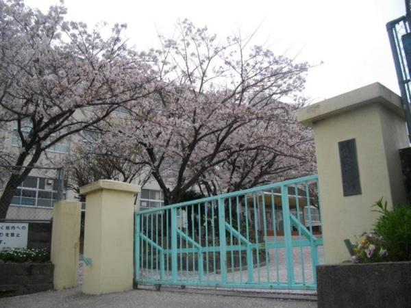 大阪市住吉区苅田4丁目の中古一戸建て(大阪市立苅田小学校)