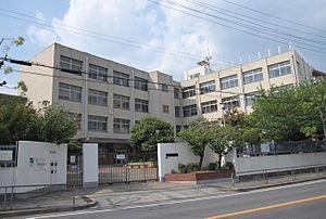 佃第2コーポ四号棟(大阪市立佃西小学校)