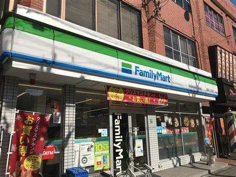 マンションラークB(ファミリーマート喜連二丁目店)