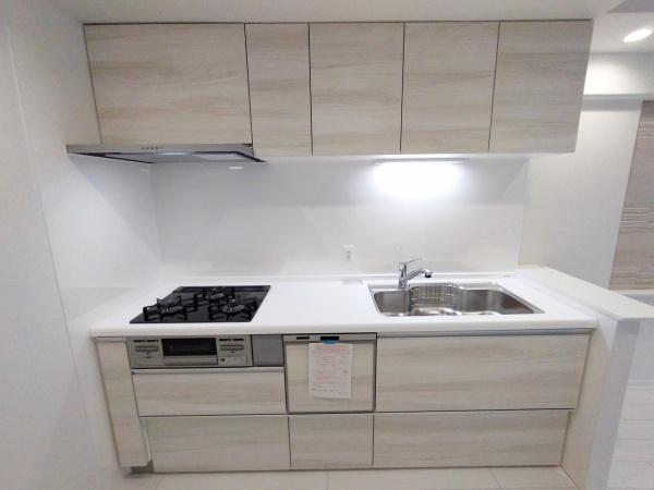 南港フローラルハイツ22号棟