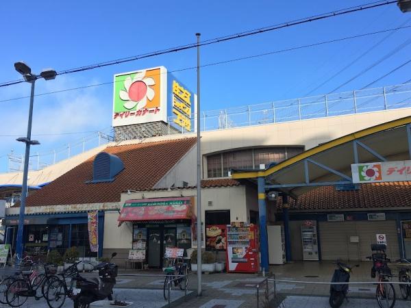 新北島コーポ4号棟(デイリーカナート住之江店)