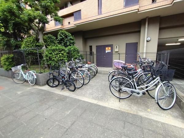 ハイネス住之江公園