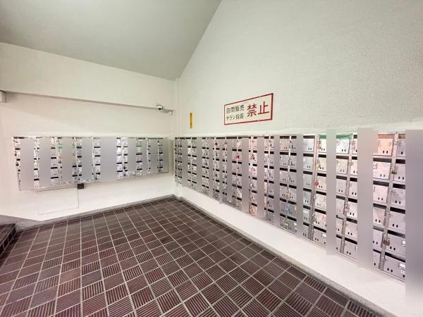 八戸ノ里グランドマンションA棟