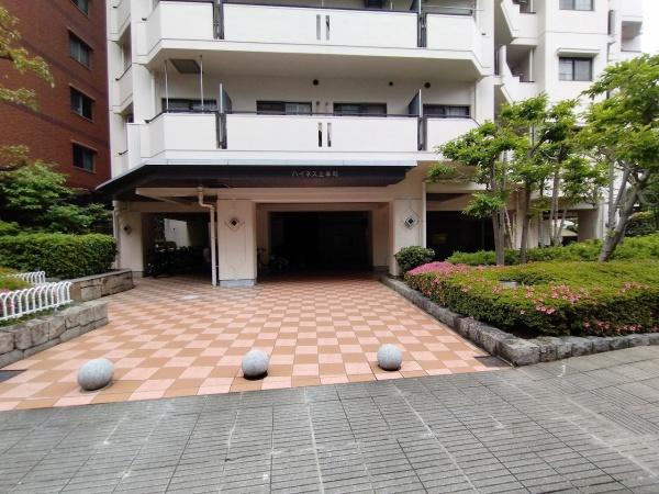 ハイネス上本町