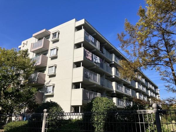 光明池駅前第２住宅１号棟