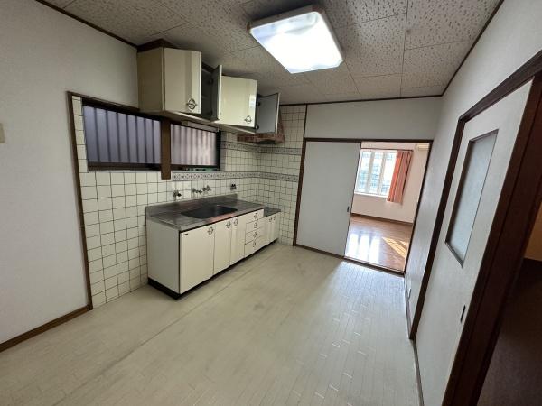 大阪市此花区酉島3丁目の中古一戸建て(リビング)