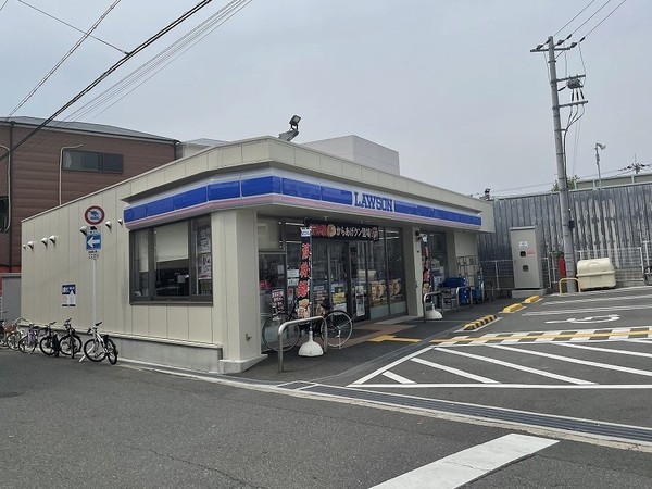 四季彩都けやき館(ローソン新喜多東一丁目店)