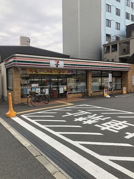 ベルデフラッツ九条(セブンイレブン大阪本田4丁目店)