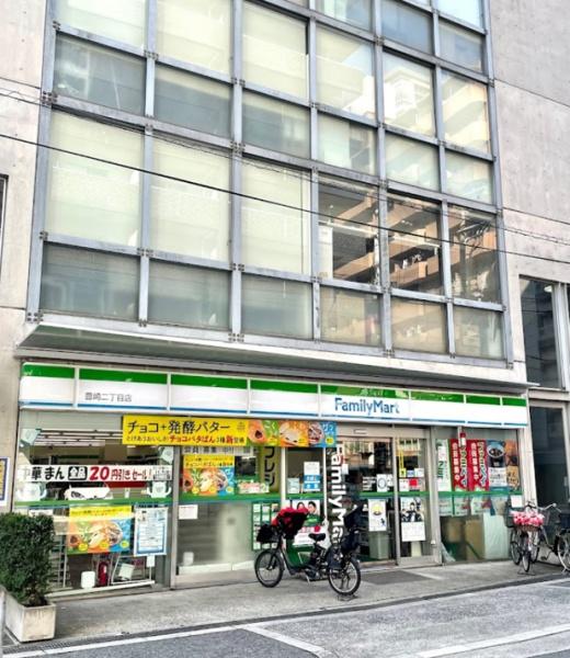 メゾン北梅田(ファミリーマート豊崎二丁目店)