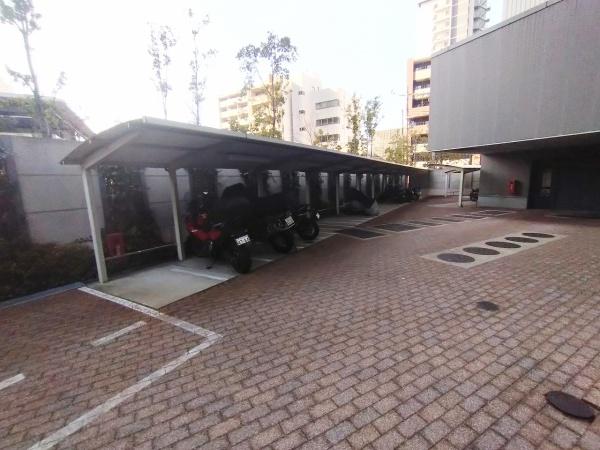ローレルタワーサンクタス梅田