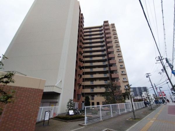 ルイシャトレ御幣島駅前